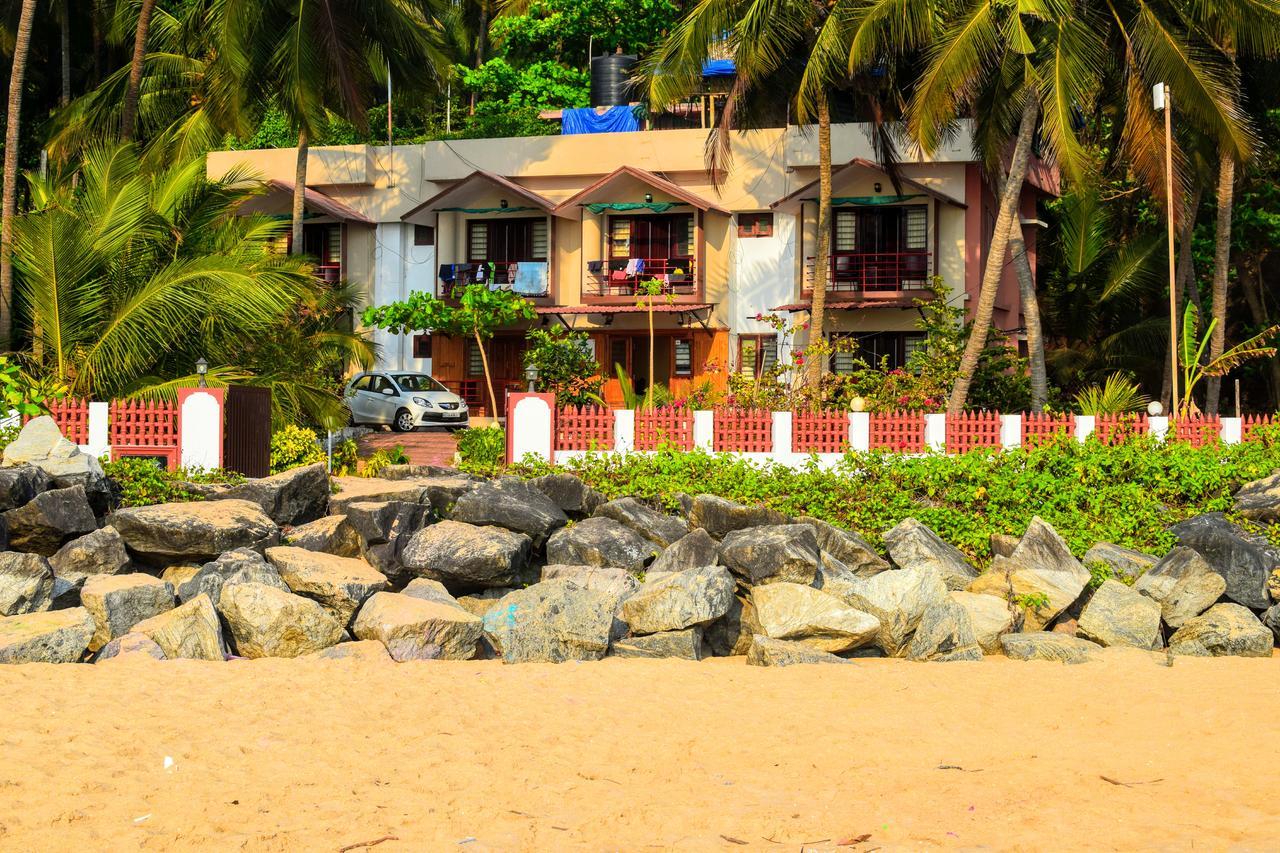 Club 7 Beach Resort Kannur Bagian luar foto